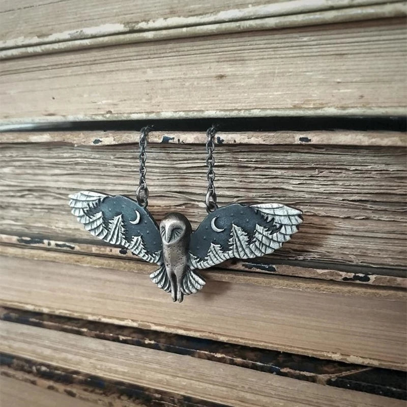 Vintage Silvery Owl Pendant Necklace Witch Moon Phase Art Necklace Ladies Animal Totem Necklace Jewelry Gift
