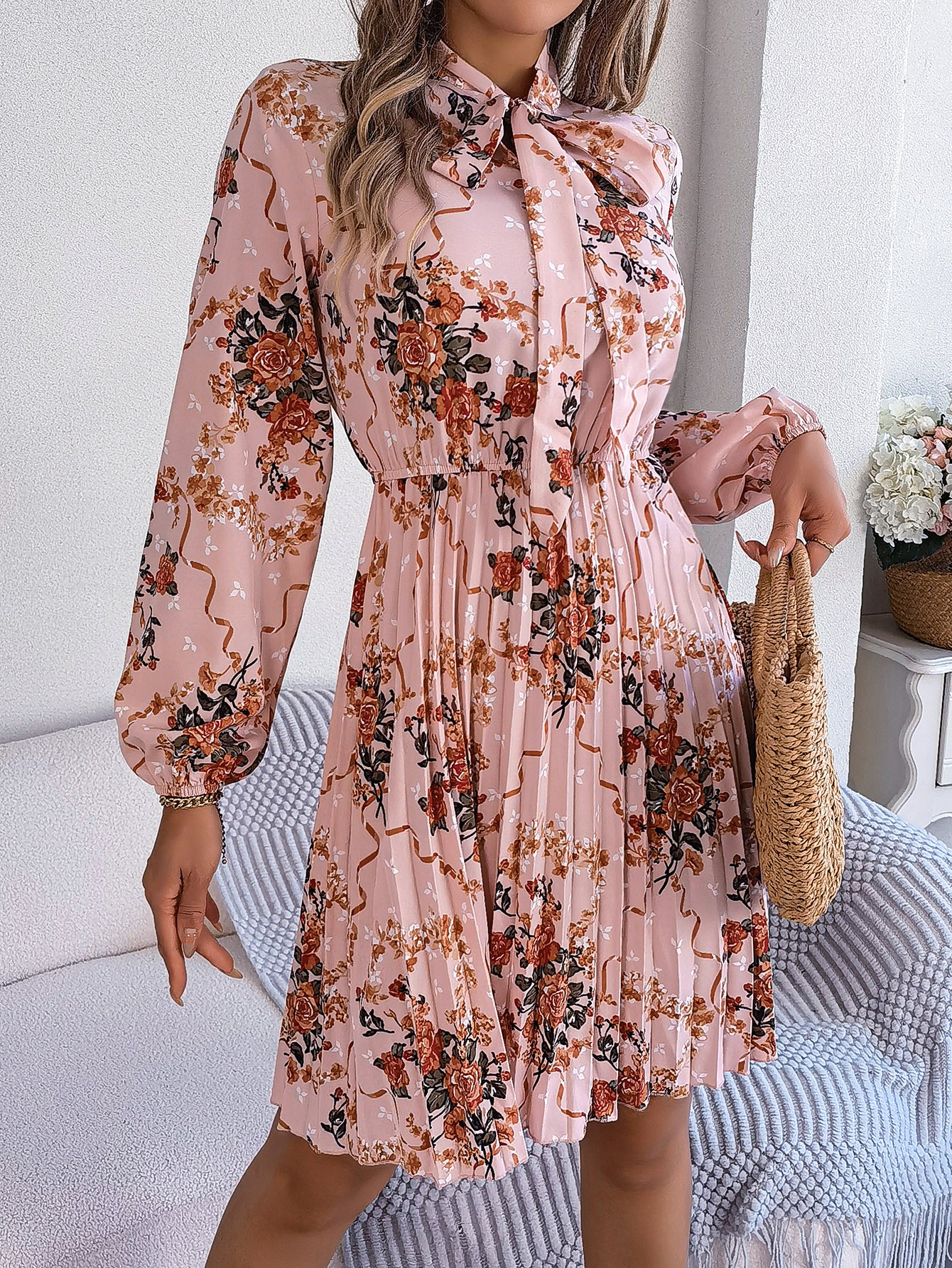 Women's Elegant Floral Tie-Waist Long Sleeve Pleated Maxi Dress
