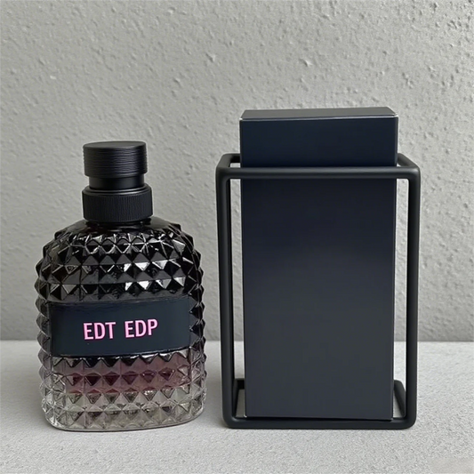 عطر رجالي "أومو بورن إن روما إكسترادوس" ١٠٠ مل، الرمز الشريطي: ٣٦١٤٢٧٣٧٩٠٨٢٦، يُشحن من مستودع في الولايات المتحدة