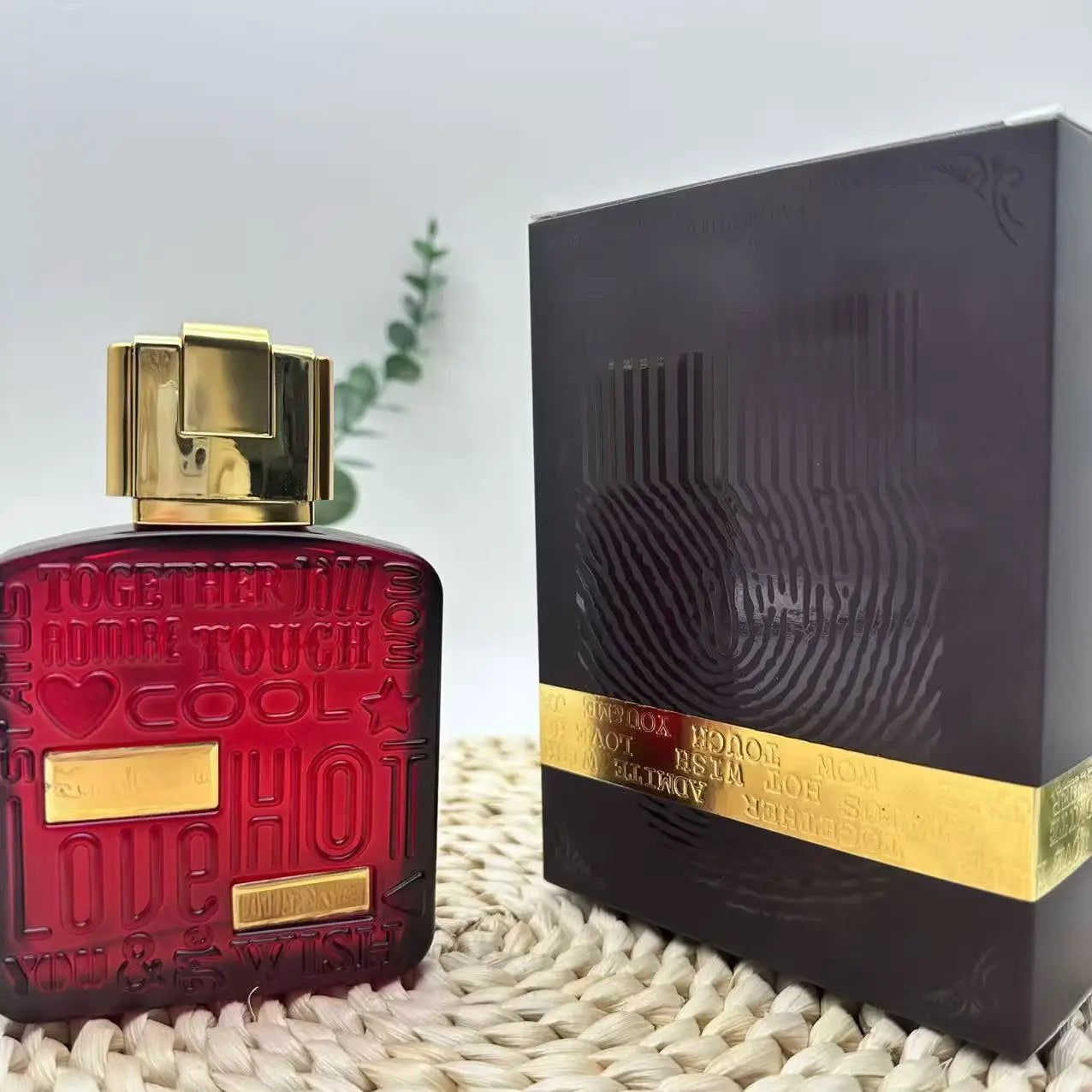 عطر نسائي عربي شرق أوسطي بالجملة 100 مل، يتميز بثبات ممتاز لشكل الرذاذ