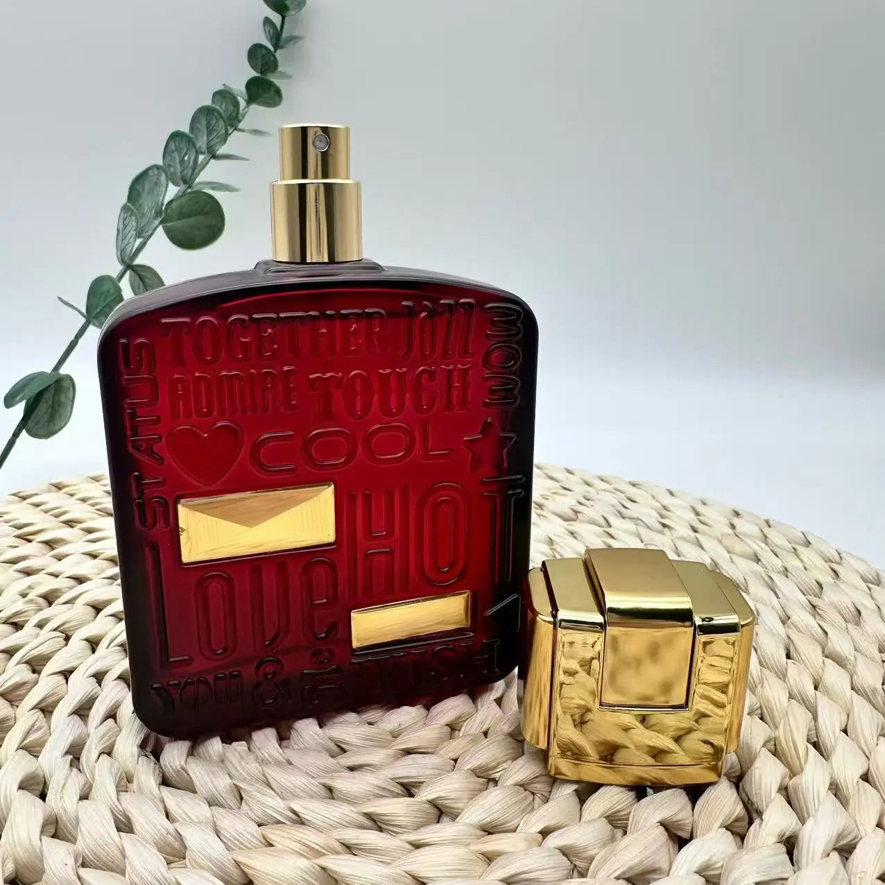 عطر نسائي عربي شرق أوسطي بالجملة 100 مل، يتميز بثبات ممتاز لشكل الرذاذ