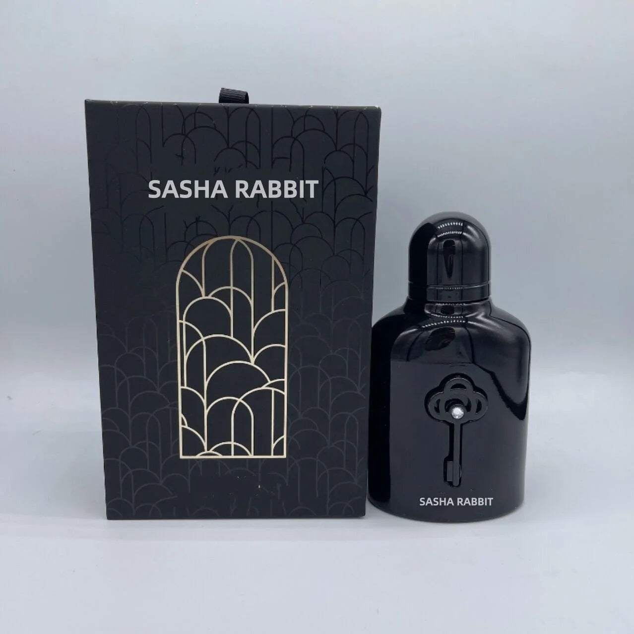 Hot Selling Unisex Cologne Arabes Oud Amber Woody Luxury Strong Fragrance Spray Wholesale Arabian Perfume Floral Fruity Notes