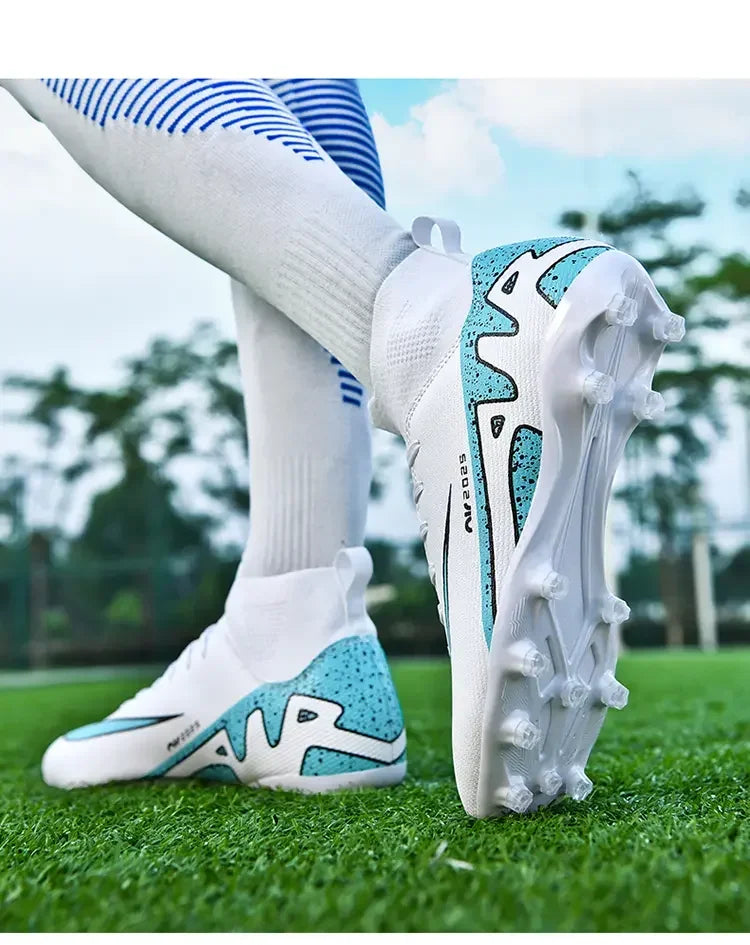 Indoor Competition Football Shoes Outdoor Grass Anti Slip Sports Shoes Light Breathable Casual Shoes Traning Sneakers Teenagers