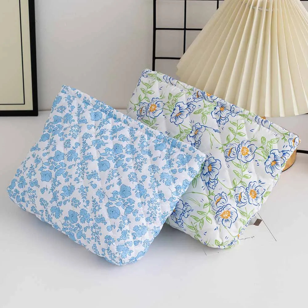 حقيبة مكياج مطرزة بالزهور باسم شخصي، هدية عيد ميلاد نسائية، حقيبة مستحضرات تجميل قطنية للبنات، حقيبة تخزين هدايا الزفاف