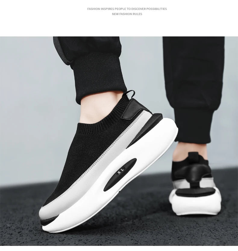 Summer New Sports Shoes Men's Socks Breathable Mesh Running Shoes Black Slip-On Slip-Ons Men's Casual Driving Shoes Suitable for Outdoor