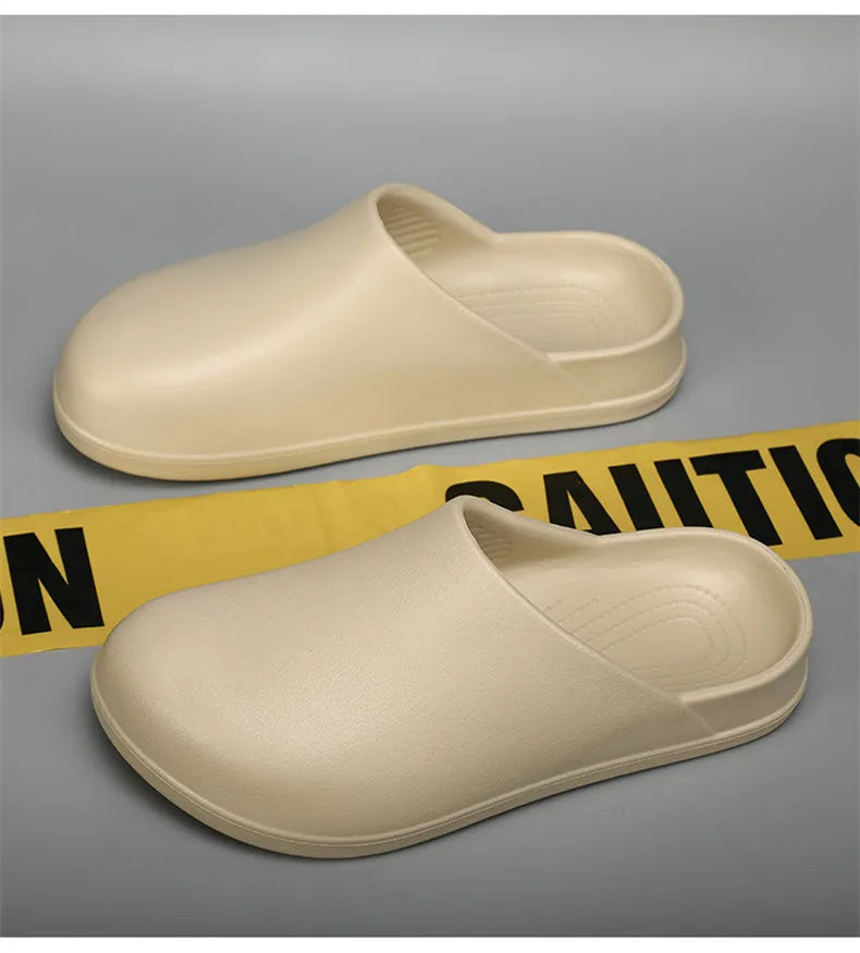 Men Slippers Couples Garden Clog Women Water Proof Chef Shoe Comfortable Sandal Slippers For Pet Workers Outdoor Fishing Shoes