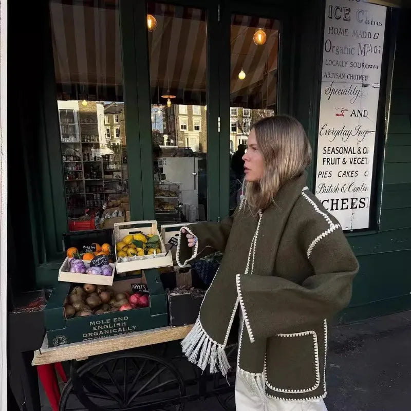 Women's fashion woolen coat for autumn/Winter 2024