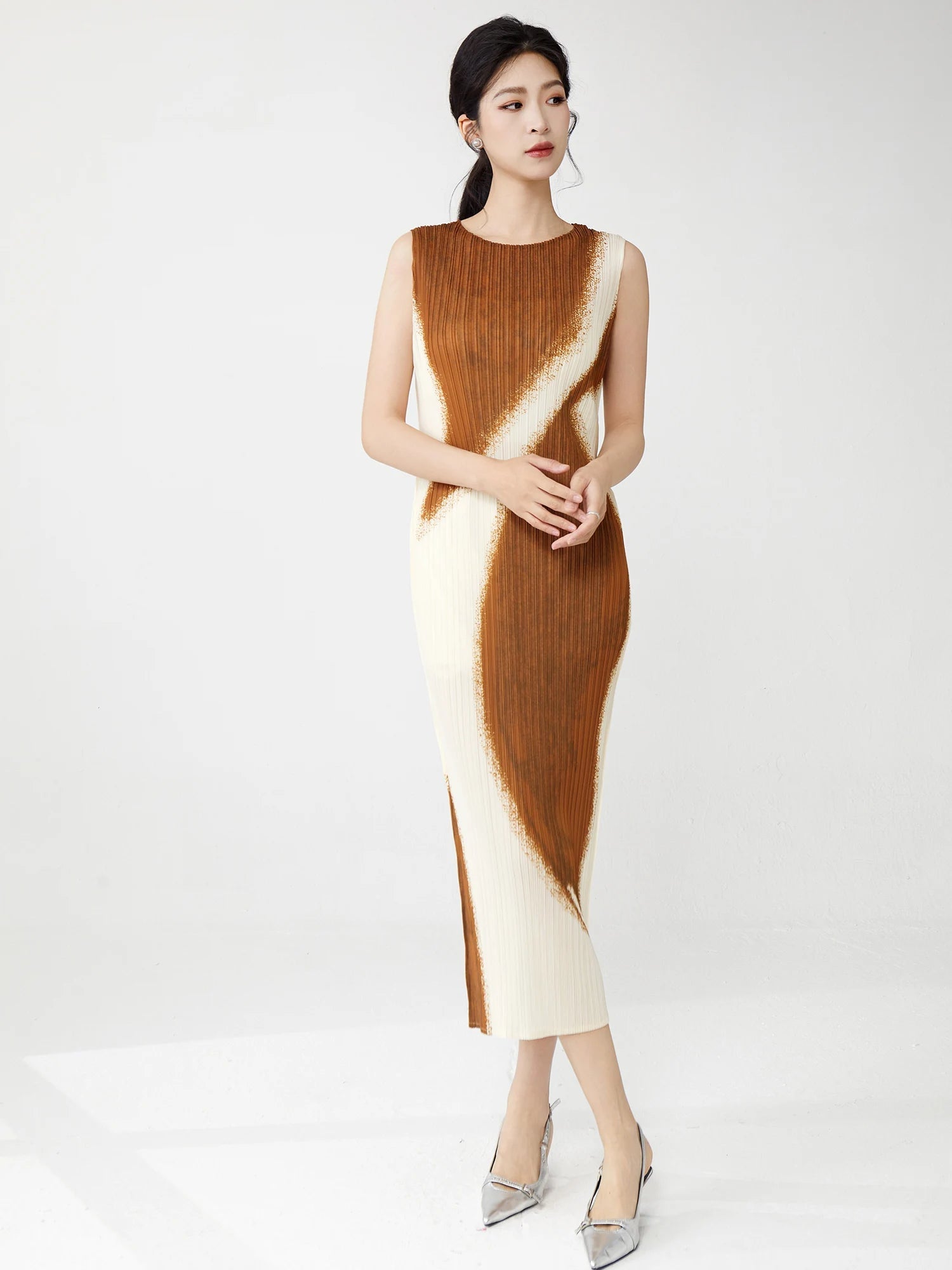 Women Clothing Wholesale Summer Ladies Fashion Dresses High Quality Stretch Sleeveless Dresses SwiftNest