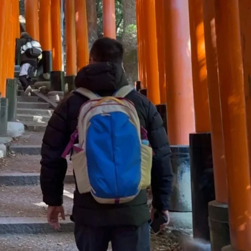 New men's and women's sports contrasting color backpacks, outdoor hiking and leisure travel backpacks, sports hiking bag