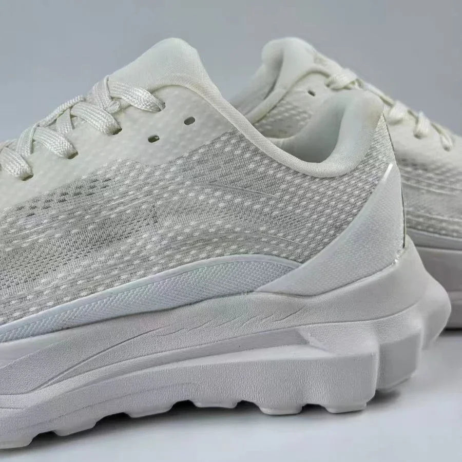 2025 New Men's and Women's Same Style Fashionable Sports and Leisure Outdoor Lightweight, Breathable and Versatile Running Shoes