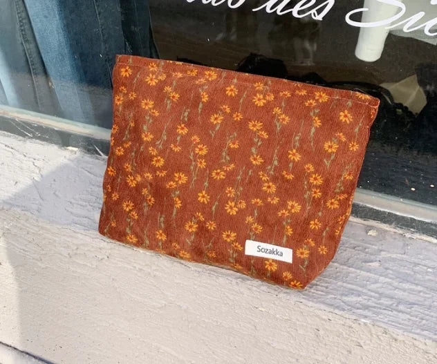 حقيبة مستحضرات تجميل نسائية، حقيبة مكياج مزخرفة بالورود، حقيبة مستحضرات تجميل مطرزة على الطراز الكوري، حقيبة أدوات الزينة للسفر، حقيبة مستحضرات تجميل من قماش مخملي