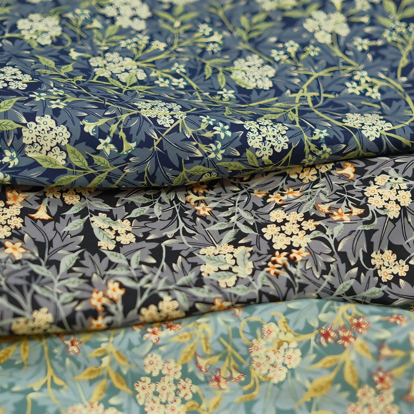 Exquisite Floral Printed 100% Cotton Fabric in Multiple Tones for Apparel Design Home Textile Decoration Handmade Craft Making