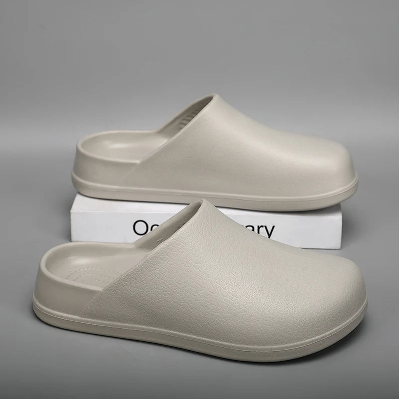 Men Slippers Couples Garden Clog Women Water Proof Chef Shoe Comfortable Sandal Slippers For Pet Workers Outdoor Fishing Shoes