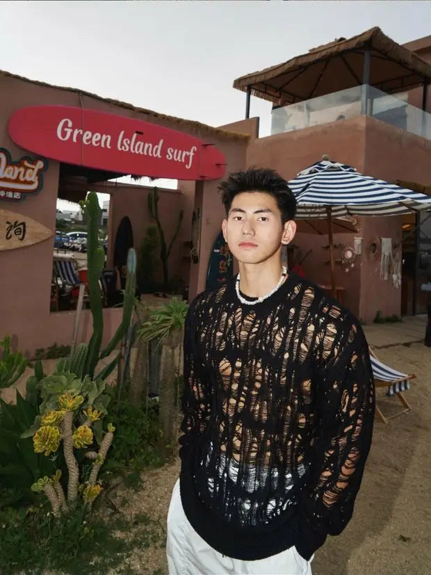 【 Fashion Items 】 Men's Laid-back Style Openwork Long-sleeved T-shirt , See-through Tattered Style Long-sleeved Knitted Sweater