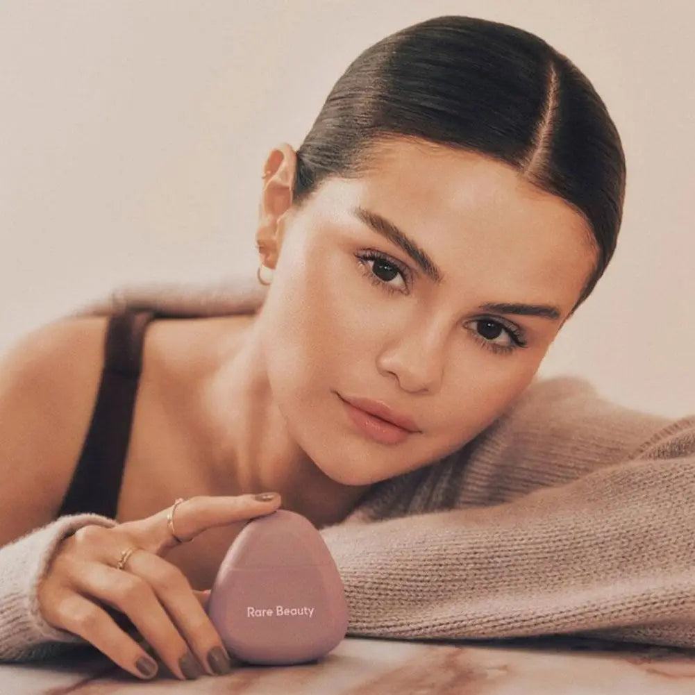 Rare Beauty Fragrance Hand Cream Deeply Nourish Lightweight, Non-greasy Texture Absorbs Quickly Prevents Dryness And Aging