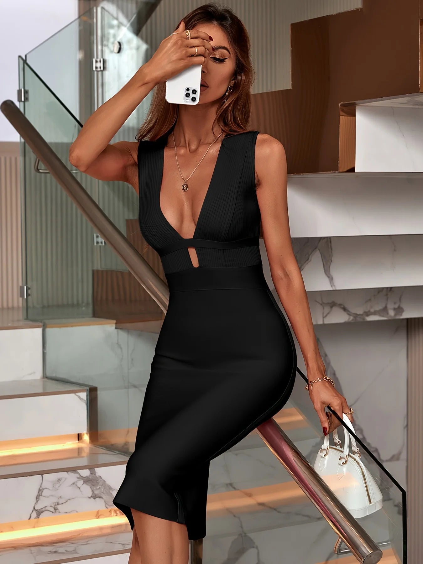 فستان نسائي أنيق مثير لربيع وصيف، أسود متوسط ​​الطول، بدون أكمام، ضيق، مناسب للحفلات والكوكتيلات والسهرة