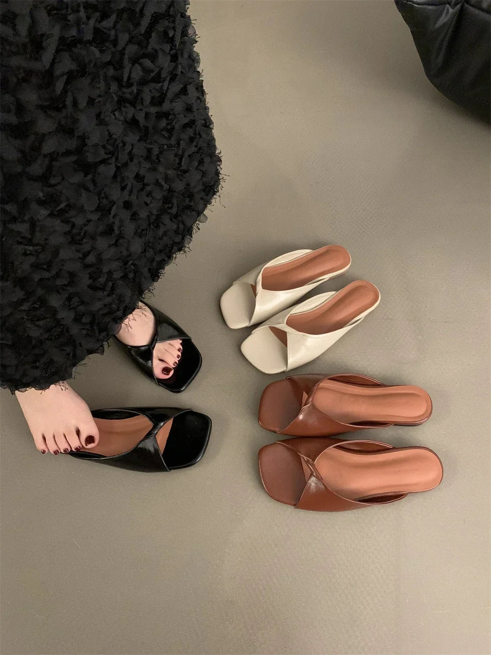 Flats Slippers Women Open Toe Sandals Summer Flip Flops Casual Shoes 2025 Trend Dress Party Shoes Woman Slides Designer