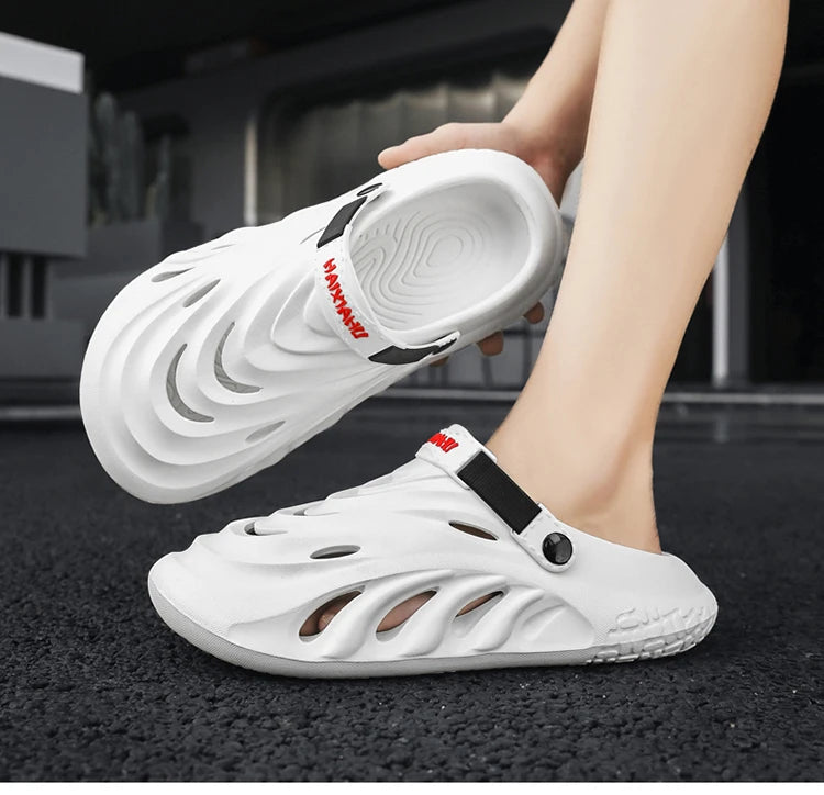 Fashion Men's Sandals Soft EVA Clogs Fashion Thick Sole Couples Beach Slippers Casual Slide Hole Shoes