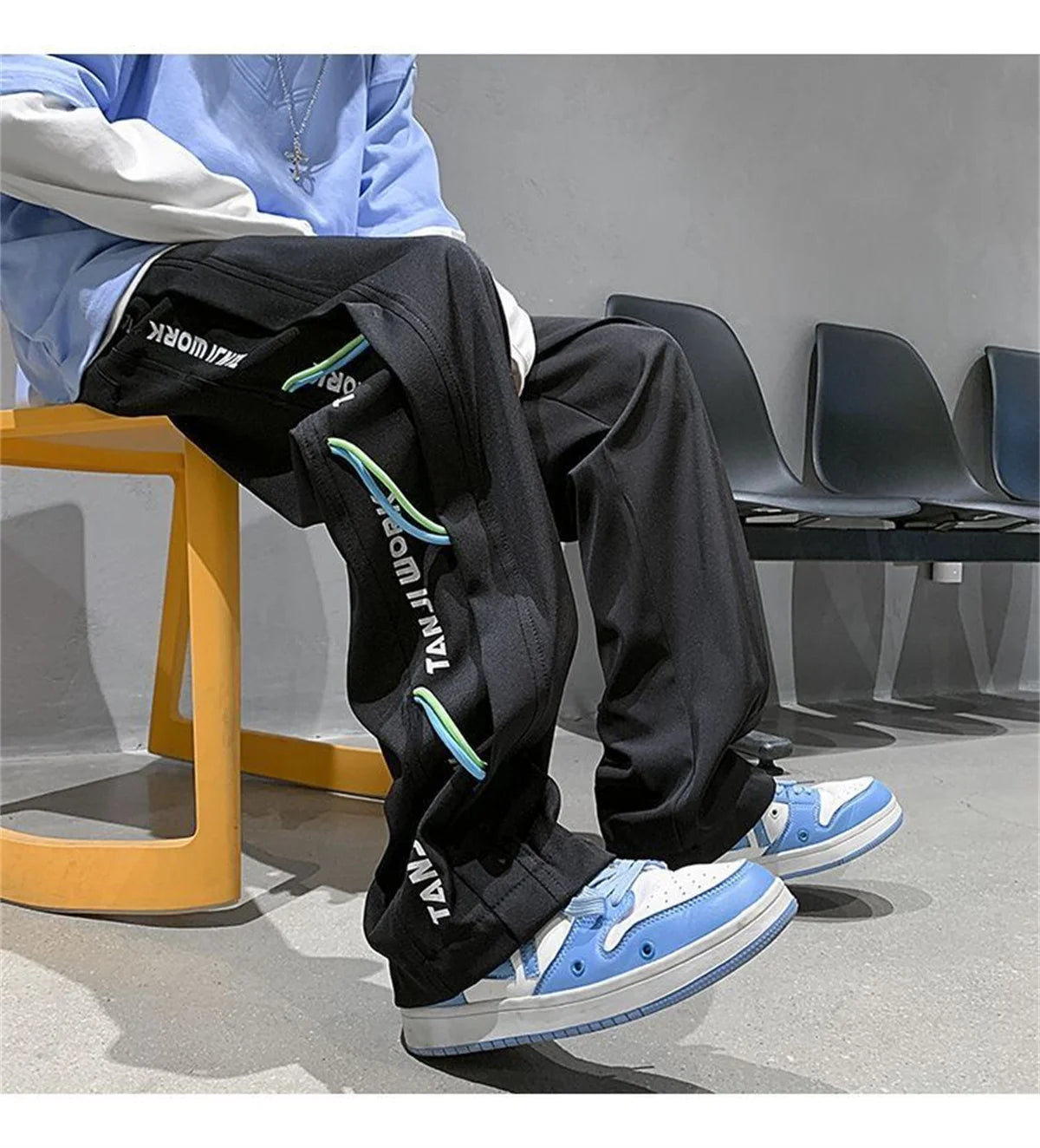 2025 اتجاهات الموضة الجديدة للرجال سراويل كاجوال معالجة السراويل رقيقة فضفاضة كبيرة الحجم مرنة قابلة للتنفس وجيدة التهوية