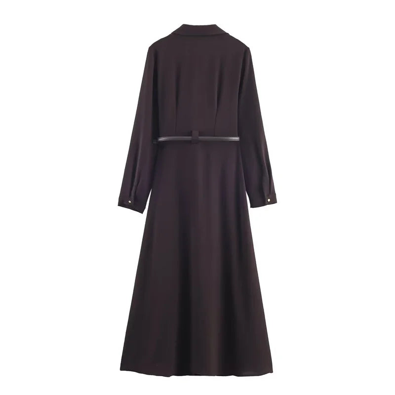 فستان نسائي 2025 تصميم جديد على شكل قميص مع حزام وتنورة متوسطة الطول فستان طويل كاجوال عصري للنساء