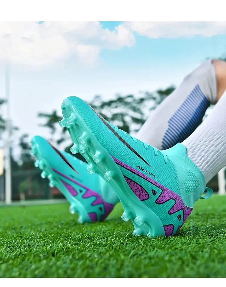 Indoor Competition Football Shoes Outdoor Grass Anti Slip Sports Shoes Light Breathable Casual Shoes Traning Sneakers Teenagers