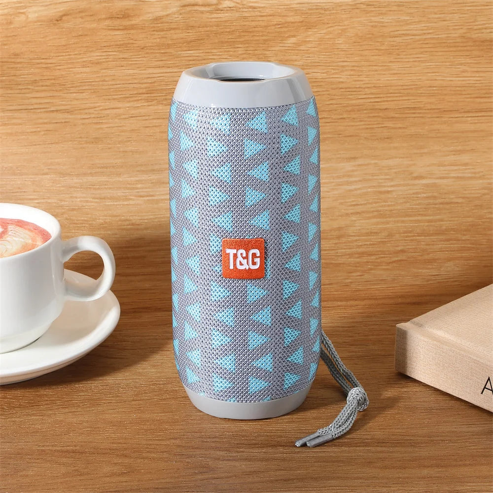 مكبر صوت لاسلكي محمول مزود بتقنية البلوتوث وصندوق صوت موسيقى بلوتوث لجهاز Caixa De Som مزود بمضخم صوت لاسلكي وراديو FM ونظام باس حر اليدين