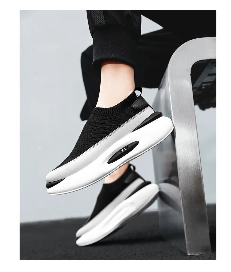 Summer New Sports Shoes Men's Socks Breathable Mesh Running Shoes Black Slip-On Slip-Ons Men's Casual Driving Shoes Suitable for Outdoor