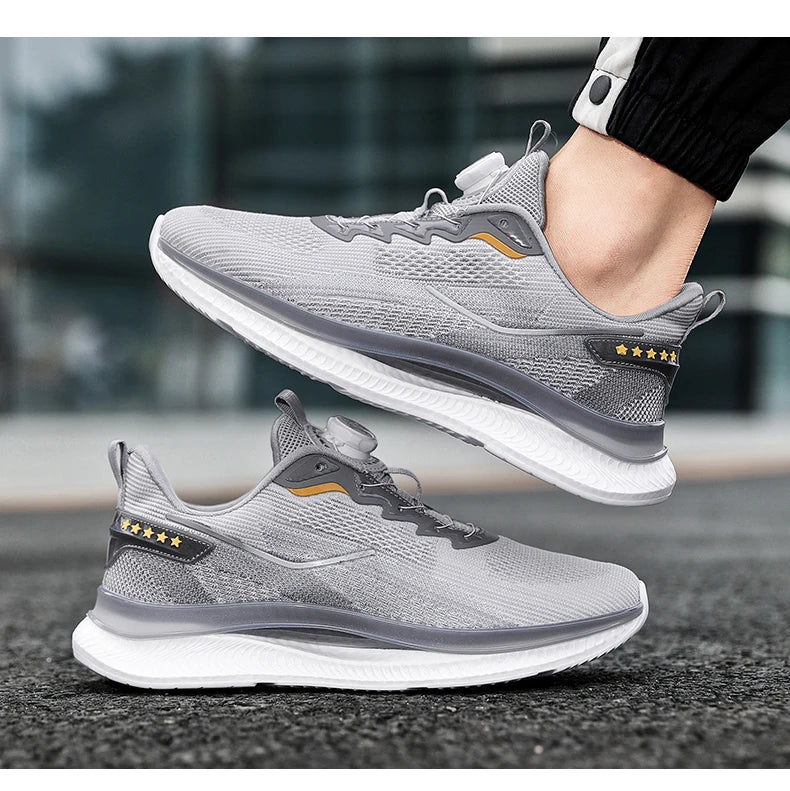 Men's Outdoor Running Shoes with Shock Absorption, Lightweight, Breathable, and Suitable for Casual Sports Activities.