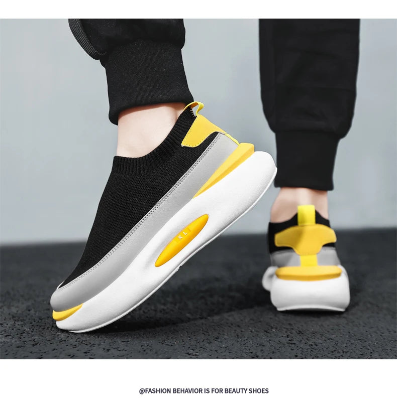 Summer New Sports Shoes Men's Socks Breathable Mesh Running Shoes Black Slip-On Slip-Ons Men's Casual Driving Shoes Suitable for Outdoor