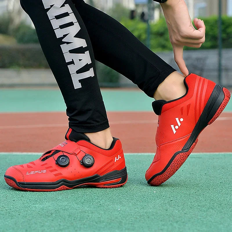 أحذية رياضية خارجية للكرة الطائرة والمبارزة وأحذية تدريب متعددة الوظائف وأحذية تنس الريشة الجديدة للرجال والنساء