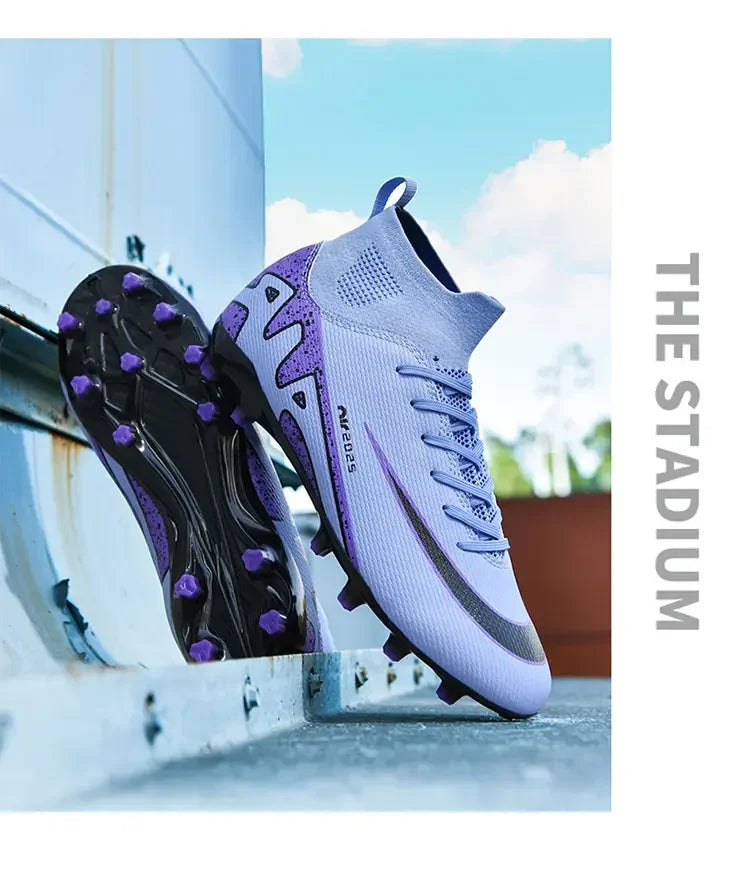 Indoor Competition Football Shoes Outdoor Grass Anti Slip Sports Shoes Light Breathable Casual Shoes Traning Sneakers Teenagers