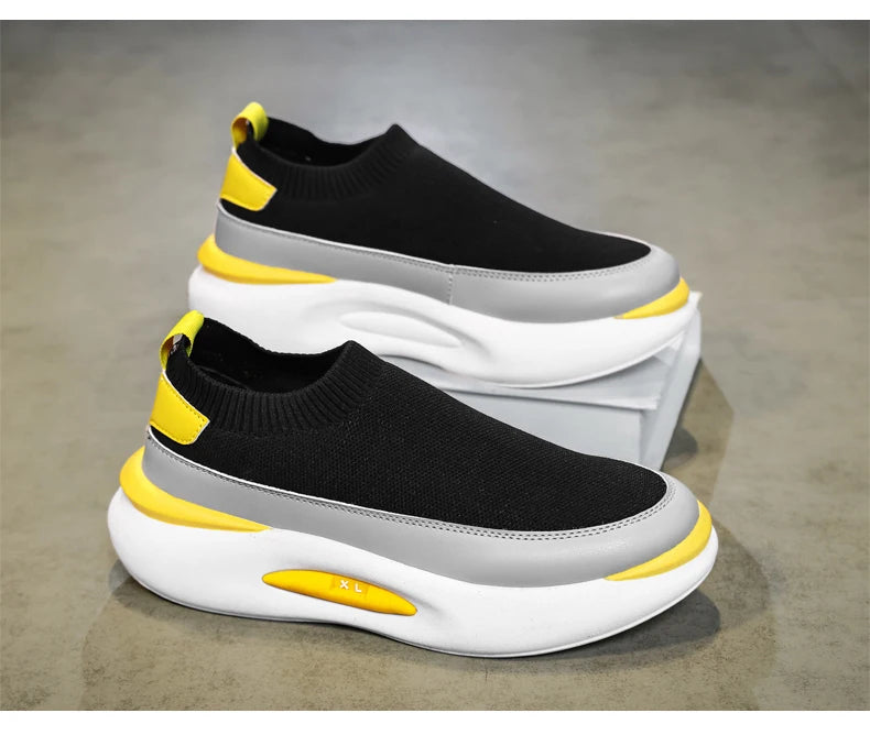 Summer New Sports Shoes Men's Socks Breathable Mesh Running Shoes Black Slip-On Slip-Ons Men's Casual Driving Shoes Suitable for Outdoor