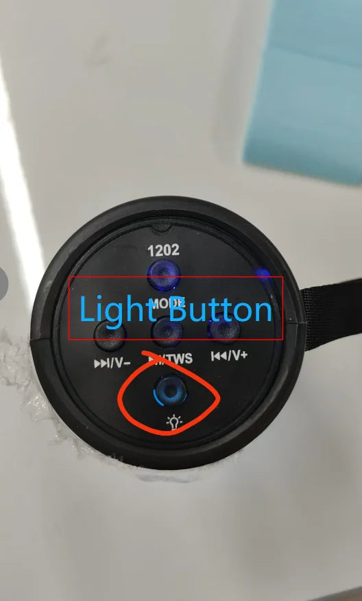 1202 مكبر صوت لاسلكي مزدوج ستيريو خارجي مزود بتقنية البلوتوث مع تشغيل TF/USB وراديو FM وبث صوتي ومضخم صوت محمول