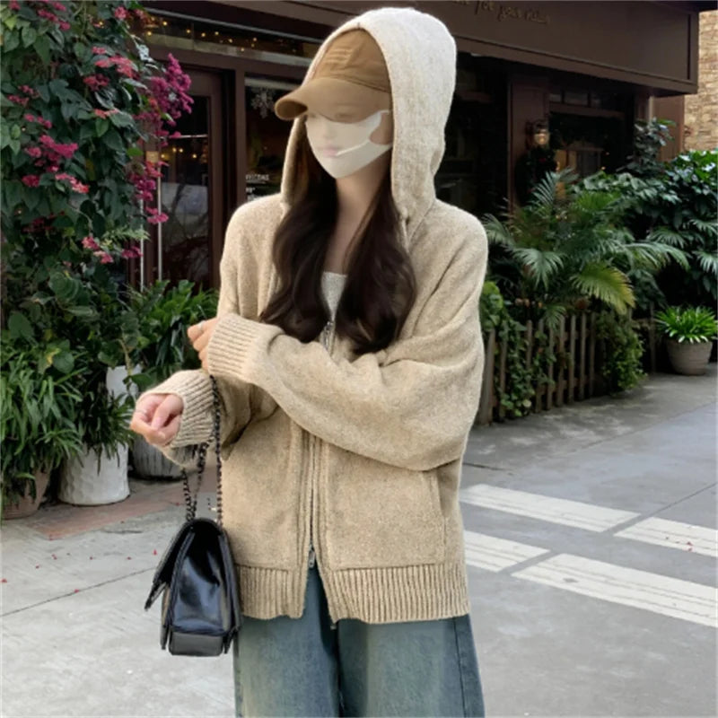 هودي نسائي محبوك جذاب وعصري لخريف 2025