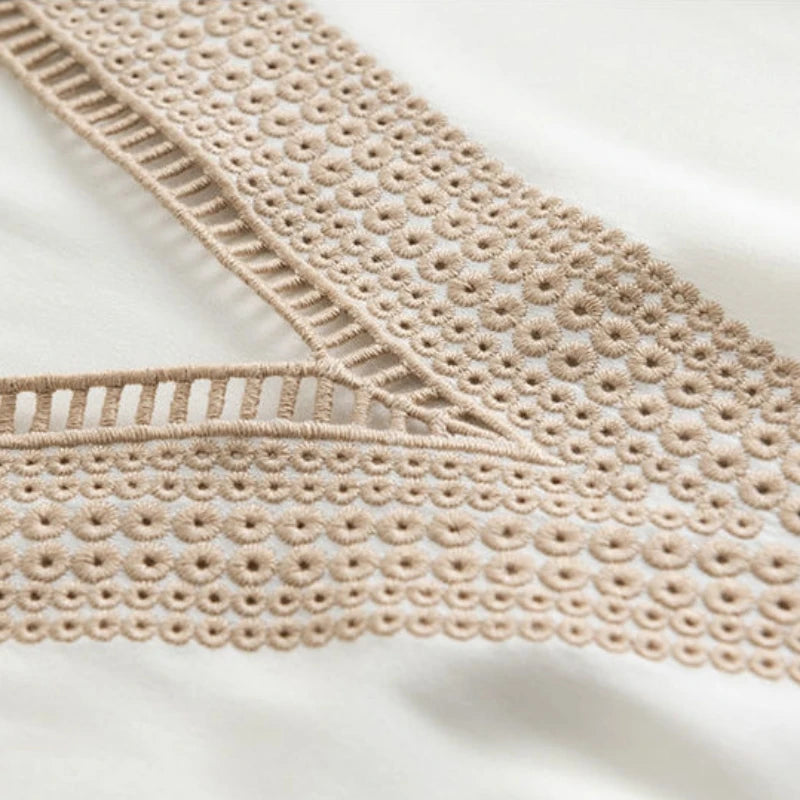 2025 Fashion Woman Blouse Stylish Autumn Office Lady Elegant Tops Korean Lace Long Sleeve V Neck Blusas White Shirts 13366