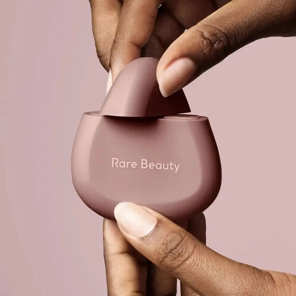 Rare Beauty Fragrance Hand Cream Deeply Nourish Lightweight, Non-greasy Texture Absorbs Quickly Prevents Dryness And Aging