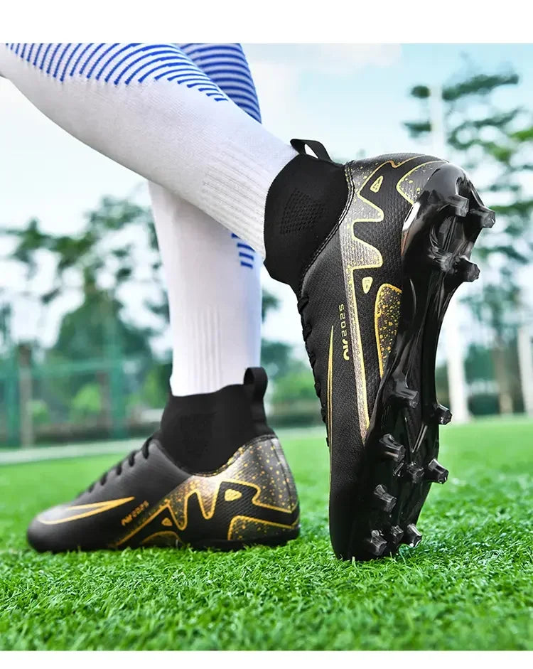 Indoor Competition Football Shoes Outdoor Grass Anti Slip Sports Shoes Light Breathable Casual Shoes Traning Sneakers Teenagers