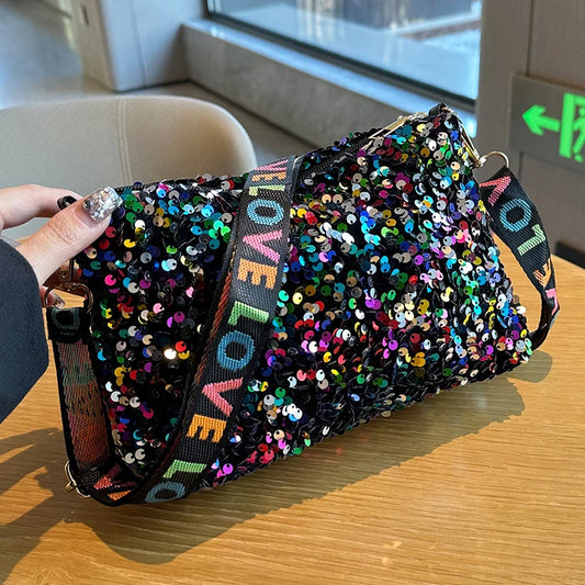 Neutral gender-neutral square-shaped bags for men and women, featuring niche designs. New style multi-purpose cross-body bags.