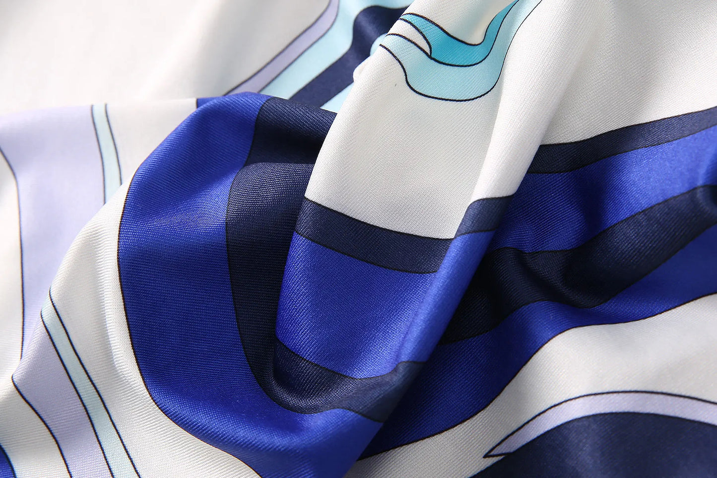 ملابس نسائية أنيقة فستان رداء كاجوال مريح قابل للتنفس طويل فيستدوس عصري فضفاض برقبة مستديرة فستان مطبوع جديد