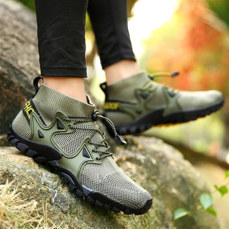 أحذية رياضية خارجية جديدة للمشي لمسافات طويلة قابلة للتنفس أحذية غوص طائرة للرجال والنساء مقاومة للاهتراء مضادة للانزلاق مقاس كبير 36-47