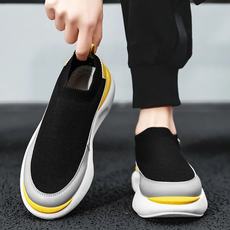 Summer New Sports Shoes Men's Socks Breathable Mesh Running Shoes Black Slip-On Slip-Ons Men's Casual Driving Shoes Suitable for Outdoor