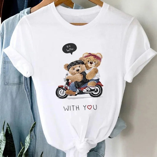 تي شيرت صيفي كاجوال لطيف للنساء من أزياء التسعينيات بنمط دب كرتوني بأكمام قصيرة وقميص علوي مطبوع أساسي للزوجين