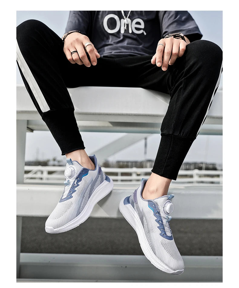 Men's Outdoor Running Shoes with Shock Absorption, Lightweight, Breathable, and Suitable for Casual Sports Activities.