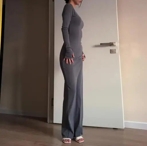 فساتين نسائية ربيع وخريف 2025 موضة جديدة مثيرة نحيفة تعانق الورك مريحة بلون سادة فستان طويل غير رسمي برقبة مستديرة