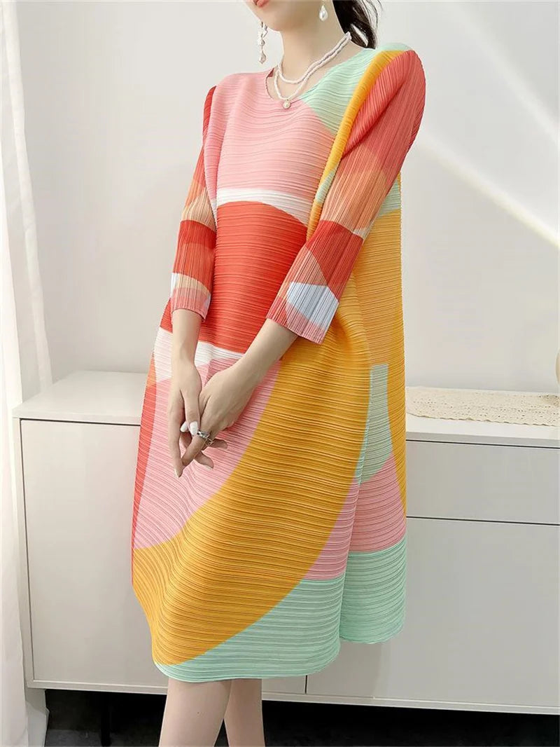 فساتين نسائية فساتين سهرة جديدة جميلة مطبوعة فستان مطوي عصر الصيف مقاسات كبيرة موضة منتصف العام تنورة طويلة نسائية فضفاضة