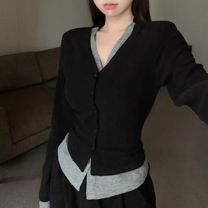 Women's Clothing Fashion All-match Fake Two Pieces T-shirt Spring New Solid Patchwork Long Sleeve Tops Office Lady Knit Tunic