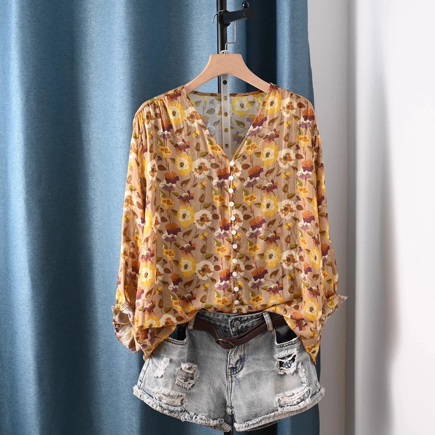 2025 Autumn clothes woman French fashion v neck rose floral print shirts and blouses for women vintage ladies tops