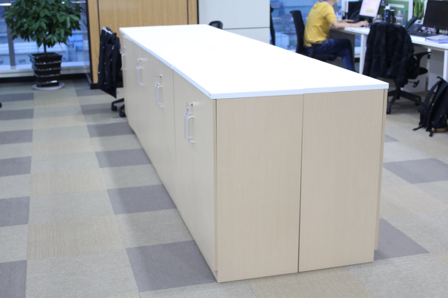 High Quality Office Furniture Newest Wooden Storage Cabinet File Cabinet Locker Customized Stable &durable