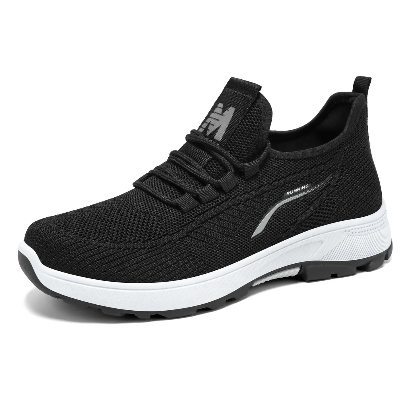 The new thick-soled comfortable running shoes and shallow-mouthed breathable mesh shoes are versatile for outdoor use
