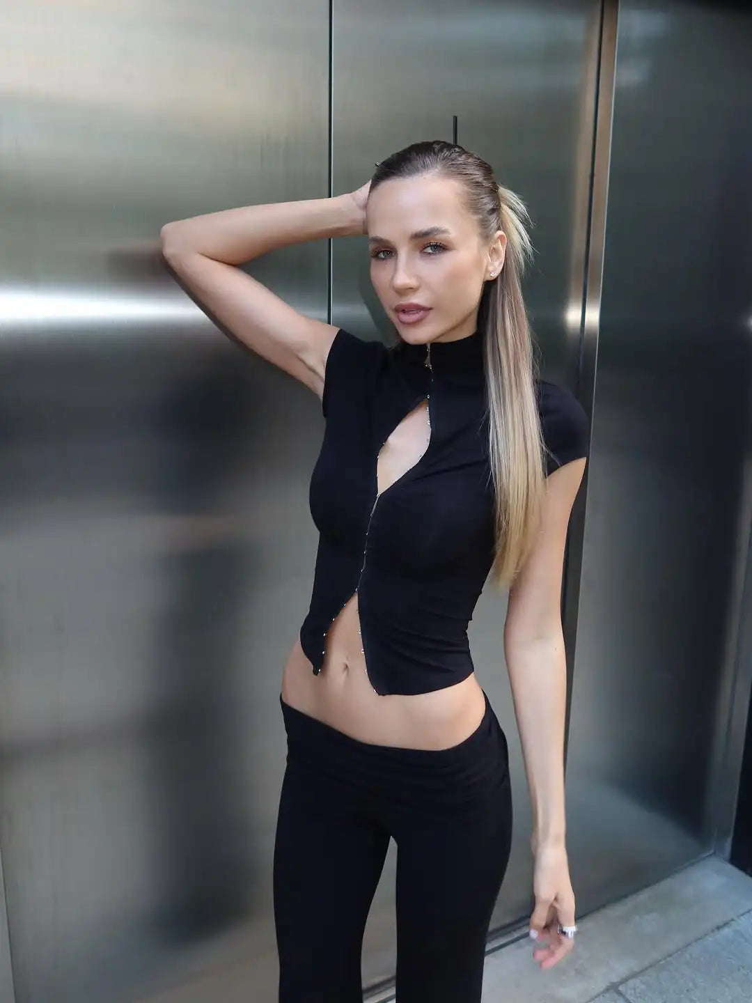 Women's Fashion Short Sleeve Pants Set Chic Tight Zipper Top Straight Leg Low Waist Trousers Casual Streetwear Commute Outfit